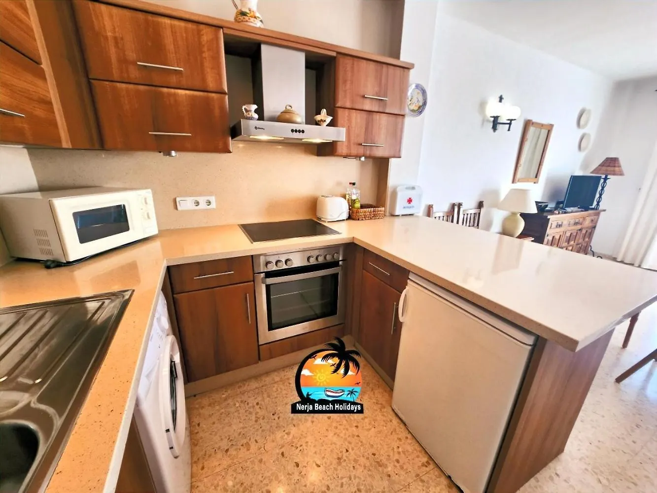Cozy 1 Bedroom In Oasis De Capistrano Nerja 0*,