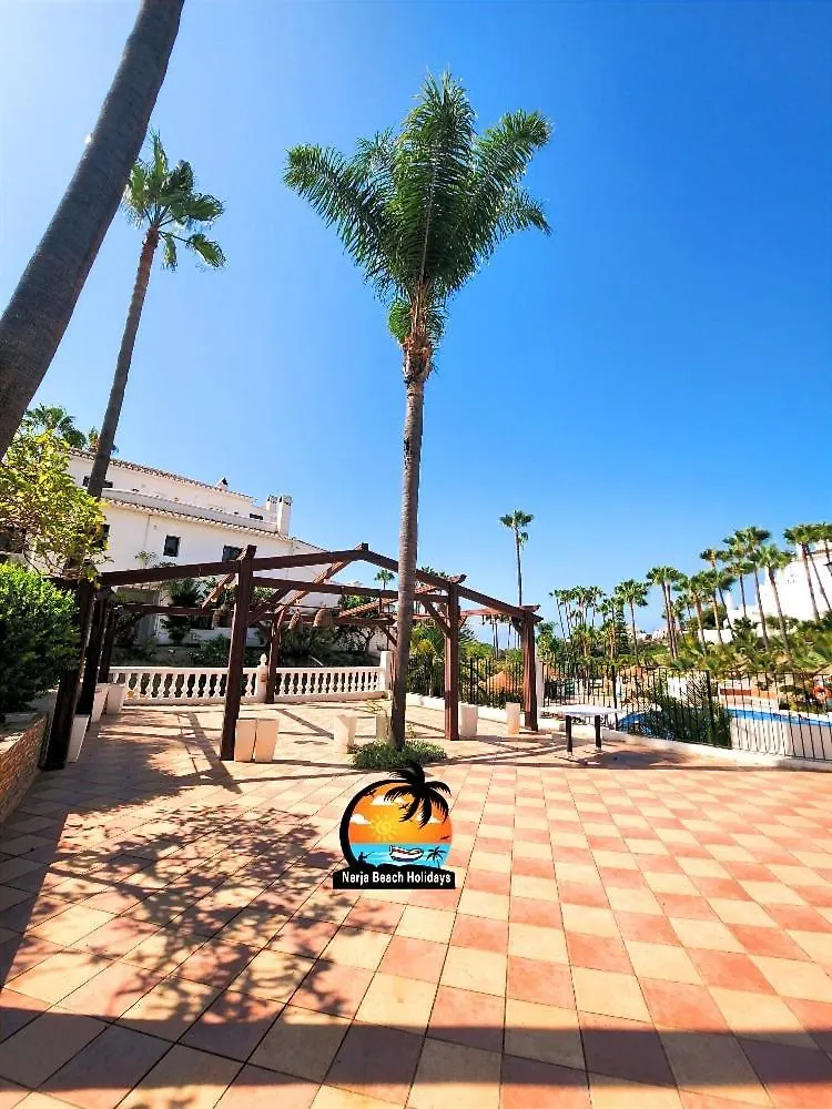 Cozy 1 Bedroom In Oasis De Capistrano Nerja Spain